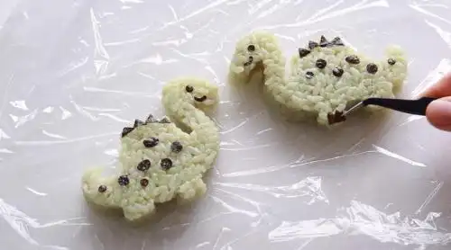 森林里的小恐龙便当,这样东西就能做出可爱便当造型