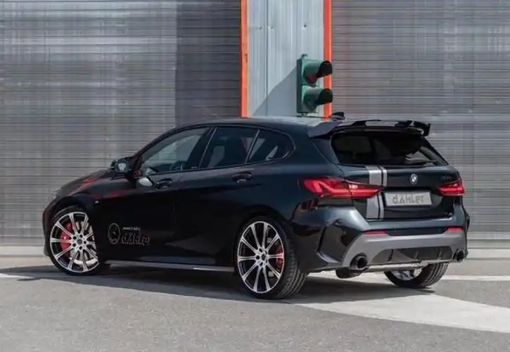 宝马1系高性能改装版曝光性能更强更加战斗