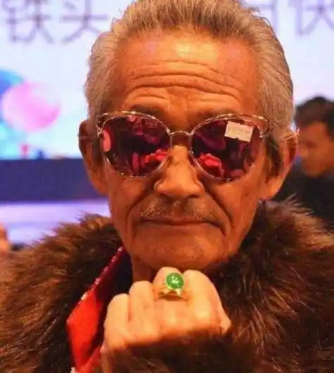 大家对于应宝林,对于陈翔六点半里的妹爷喜欢吗?