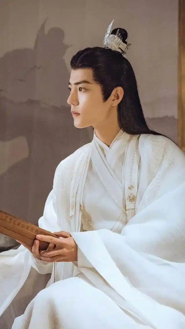 终于有人来给古装剧洗洗眼了!期待《玉骨遥》定档,期待肖战时影