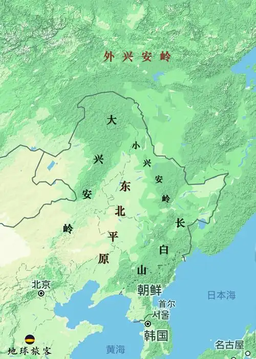 在我国东北方向绵延着三座山脉大兴安岭,小兴安岭和长白山脉在它们的