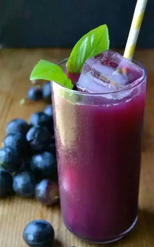 每天一杯蓝莓水果汁,整个夏天都不会晒黑