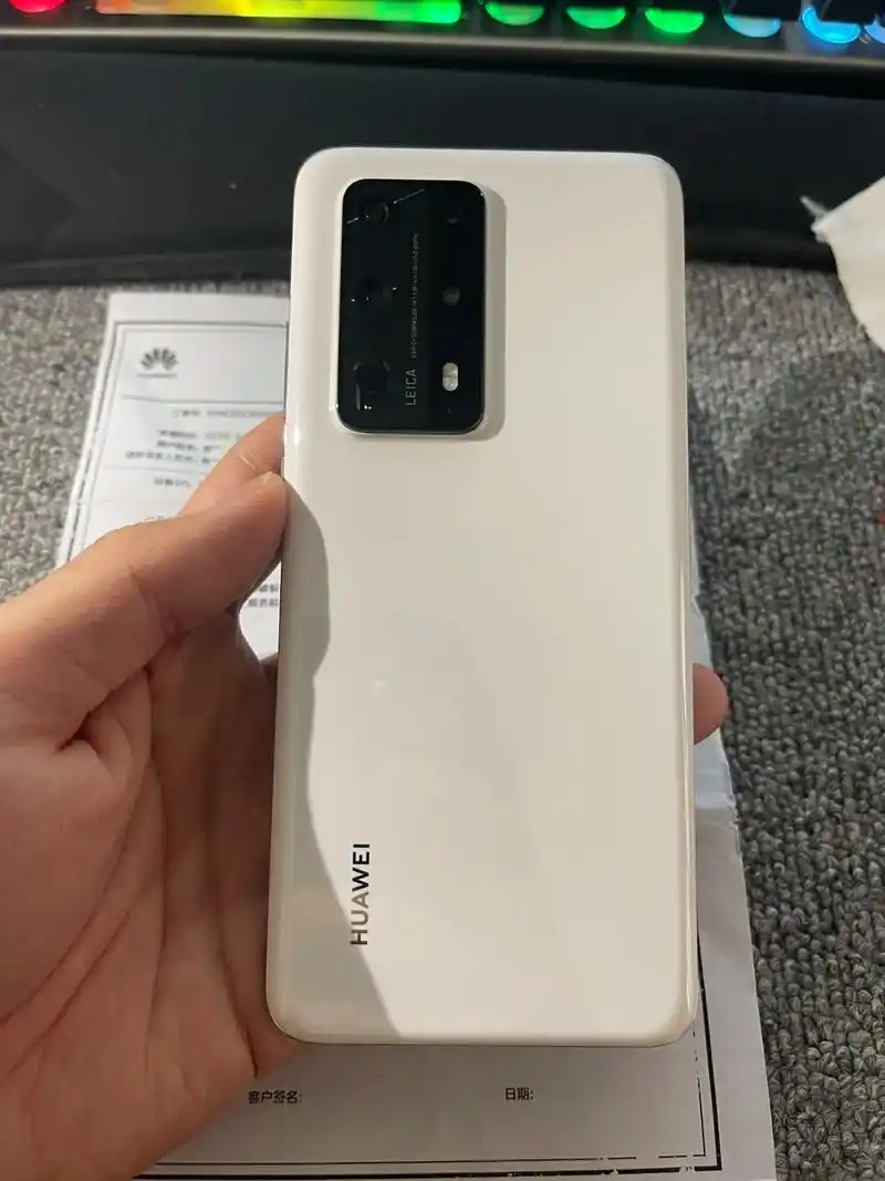 三年前的华为,审美放到现在也不过时.搭载麒麟990(5g)处 - 抖音