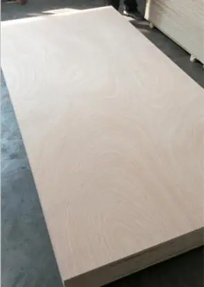 桃花芯面胶合板 砂光家具板 柳桉贴面板