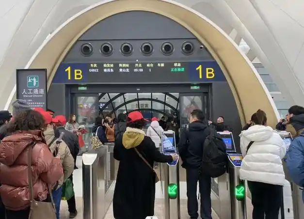 南昌东站正式通车!现场画面来了