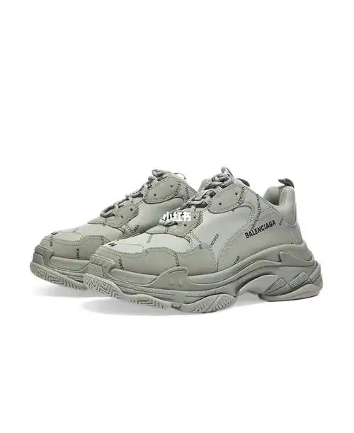 balenciagatriple巴黎世家灰色满印logo老爹鞋