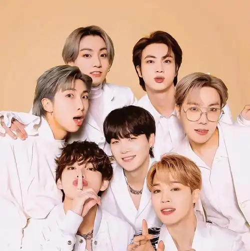 bts全员提前续约2025年完整团体回归捐赠10亿元令人感动