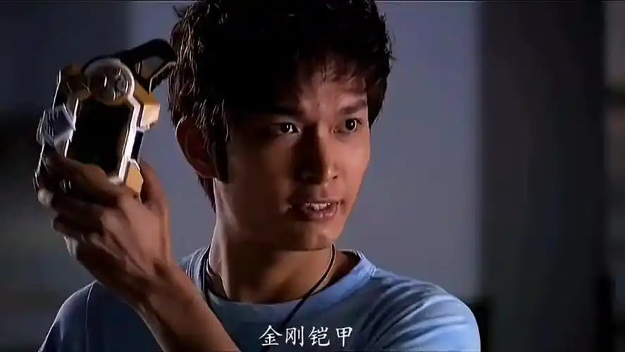 铠甲勇士刑天27 小刚自信一打二