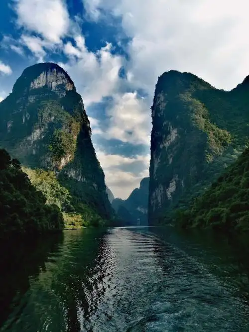 广西河池秀丽山水风光欣赏