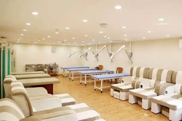 私人疗养院怎么开