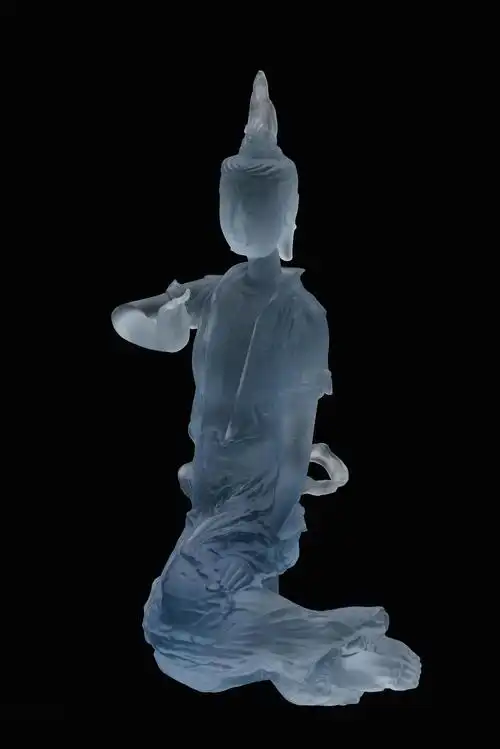 8cm(w) x 65cm(h) 琉璃 静息观音是观音菩萨化身之一,示现静息诸罪之