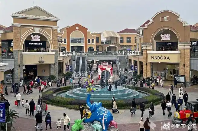 武汉百联奥特莱斯位列全国第五,名次较2020年再进一位