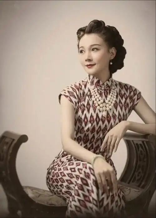 著名京剧尚派老艺术家周美慧.