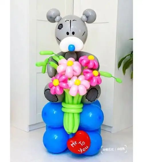 杭州网红抱抱熊气球花束补丁熊公仔花束