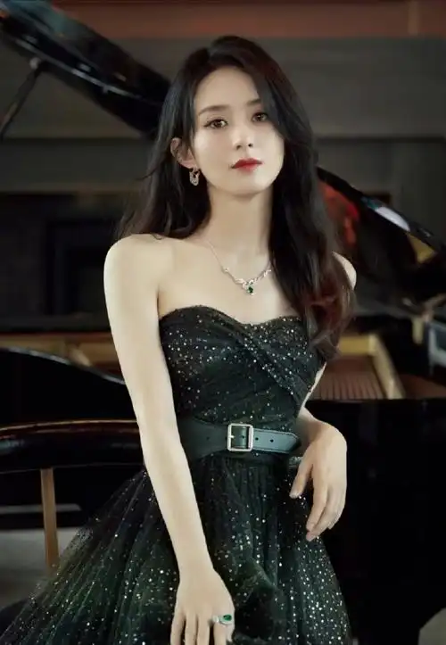 赵丽颖的面部折叠度##赵丽颖最新怼脸照