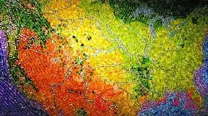 3万块彩色玻璃砌成了全球最大的"拼图世界地图".