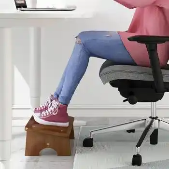 跷二郎腿对身体有哪些危害?_影响_坐姿_时候