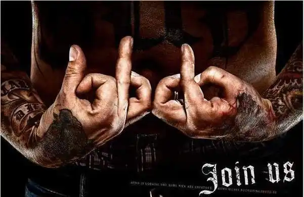 揭秘美国黑帮成员手势:一旦比划错误,就会惹祸上身!