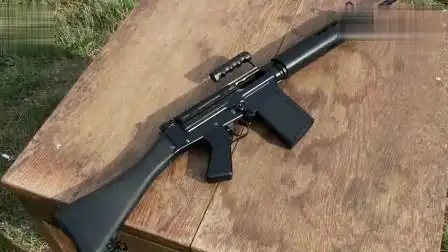 可靠性极高的fnfal自动步枪,弹匣容量30发靶场射击实测
