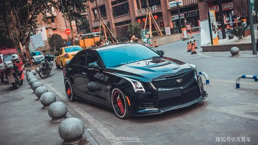 美式猛兽ats-l化身为黑武士,从姿态到竞技的完美进化!