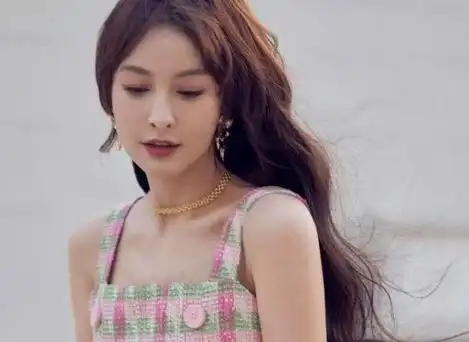 40岁吴昕恋爱多年,现已秘密领证?|郑恺|郑凯|李易峰|潘玮柏_网易订阅