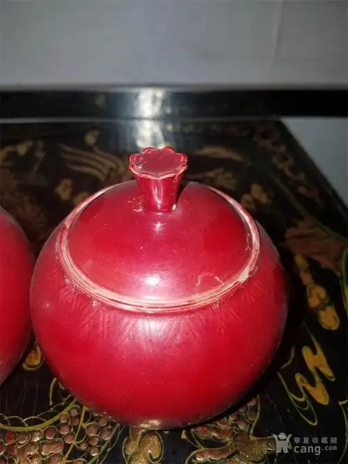 红釉龙纹苹果尊一对