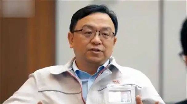 后来经过王传方跟妻子张菊秀打听,了解真相的两人语重心长的对王传福