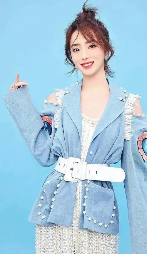 24k高清美人图～胡冰卿～美腿逆天,穿搭达人_漂亮_吐槽_建议