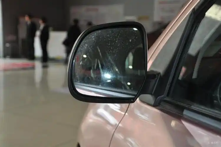 日产玛驰 后视镜镜面图