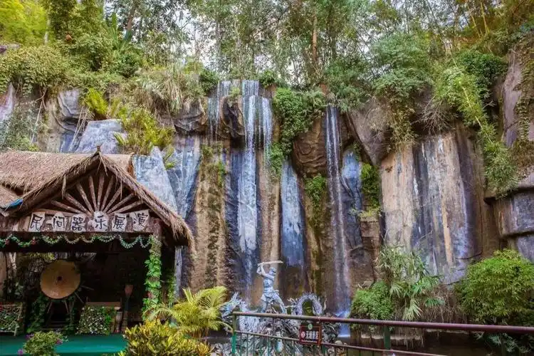 西双版纳博悦旅行社分享版纳十大必去景点之——空中走廊__凤凰网