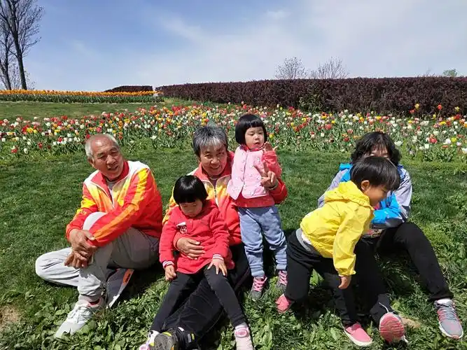 走走走,我们一起去郊游!