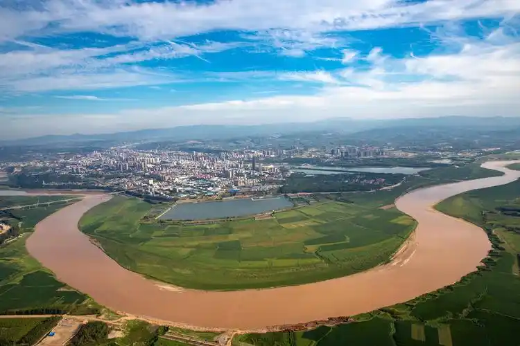 河南三门峡大美黄河生态崤函