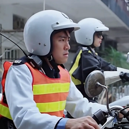 《逃学威龙2》[自截] [电影] [男头] [女头] [明星] [复古] [怀旧]