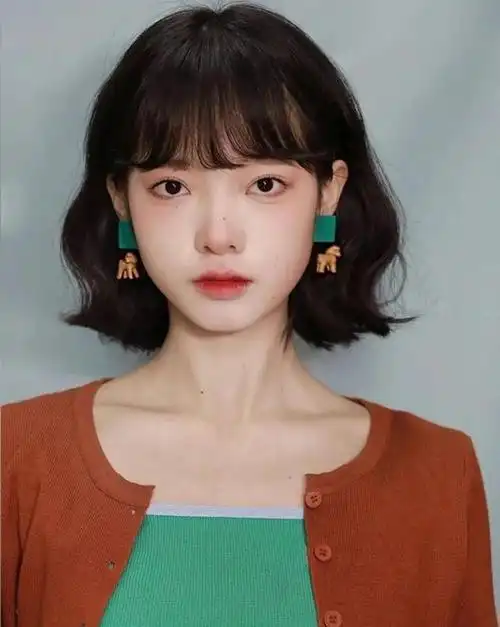 鹅蛋脸适合什么短发什么样的女人适合短发