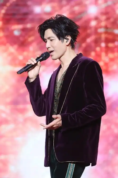 钟汉良1130生日快乐