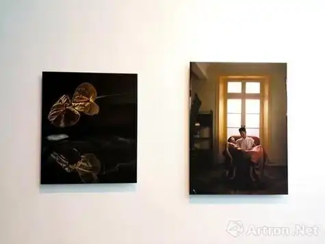 许以《匿名无名氏》 展览现场许以作品《匿名无名氏》是一组照片,以