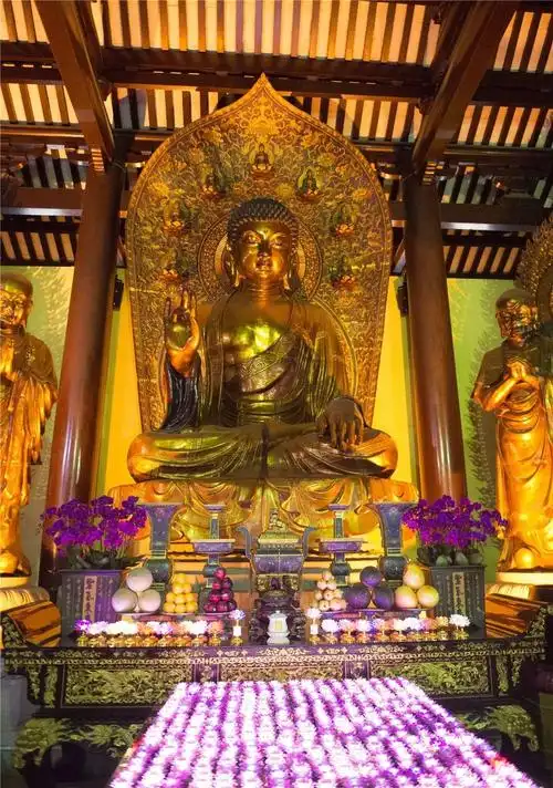 光照大千慧灯永续丨广州光孝寺圆满举行六祖圣诞传灯法会