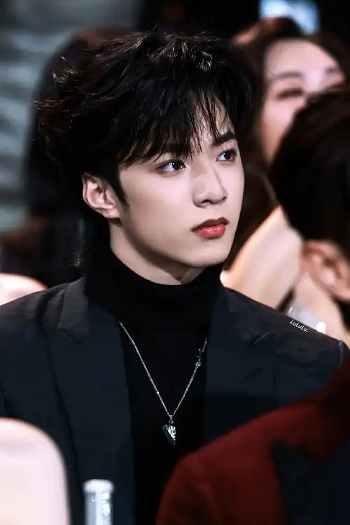 刘耀文新综艺预告#是谁又幸福了06是刘耀文粉丝又幸福了06是谁又