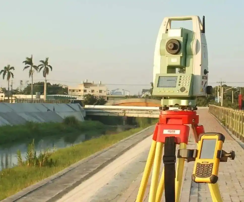 工程测量仪器主要使用:全站仪.经纬仪.水平仪对测距.测角 - 抖音