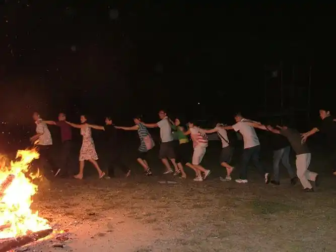 p>广州笑翻天乐园属于省级重点旅游 a href="#" data-lemmaid="