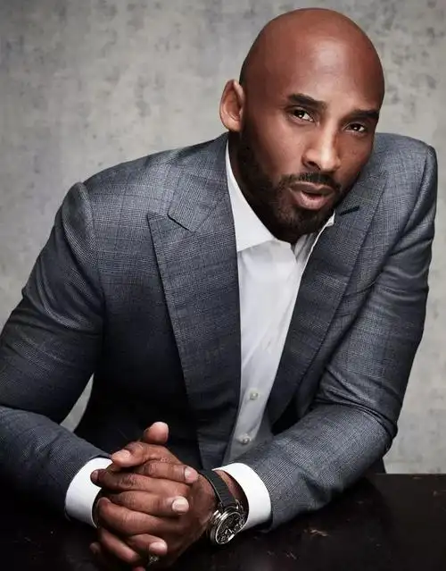 科比逝世曼巴精神如何体现在巨星穿衣习惯里