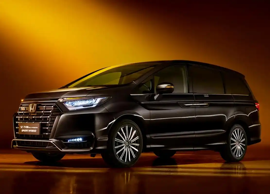 全黑套件上身 2024款的艾力绅上市 和奥德赛比还有优势吗?