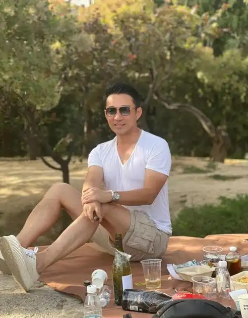 汪小菲被曝已向大s和s妈道歉称自己手上还有证据