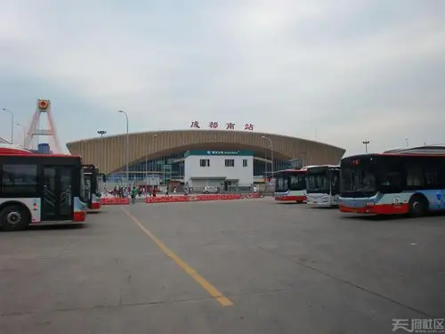 成都火车南站.( 最新实景图片 12张 )