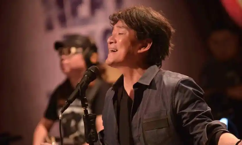 周华健(emil wakin chau),1960年12月22日出生于中国香港西营盘,祖籍