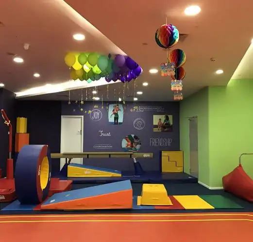 【1077与你同行】儿童跑酷,唤醒潜藏在孩子身体里的巨大潜力_运动