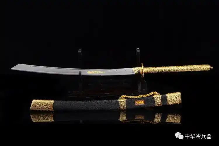 绝美斩马刀欣赏金vs银谁才是你心中的最爱