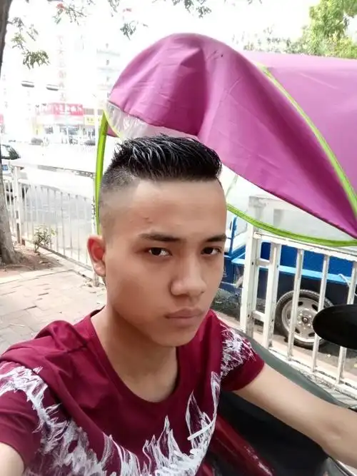 分钟前  评论 帅爆了  叶林柒洛 | 发布于1 分钟前  评论 小混混 追问