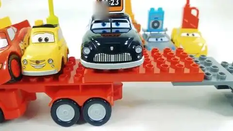 乐高积木拼装闪电麦昆运输车颜色启蒙益智玩具