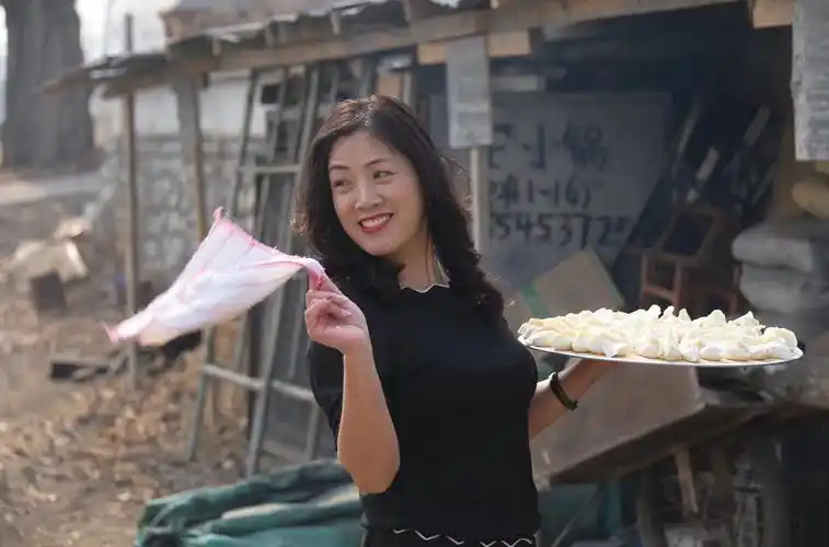 相亲相爱一家人系列二一组来自乡村的美片